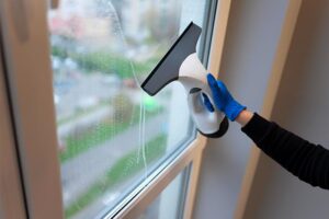 Glas- und Fensterreinigung